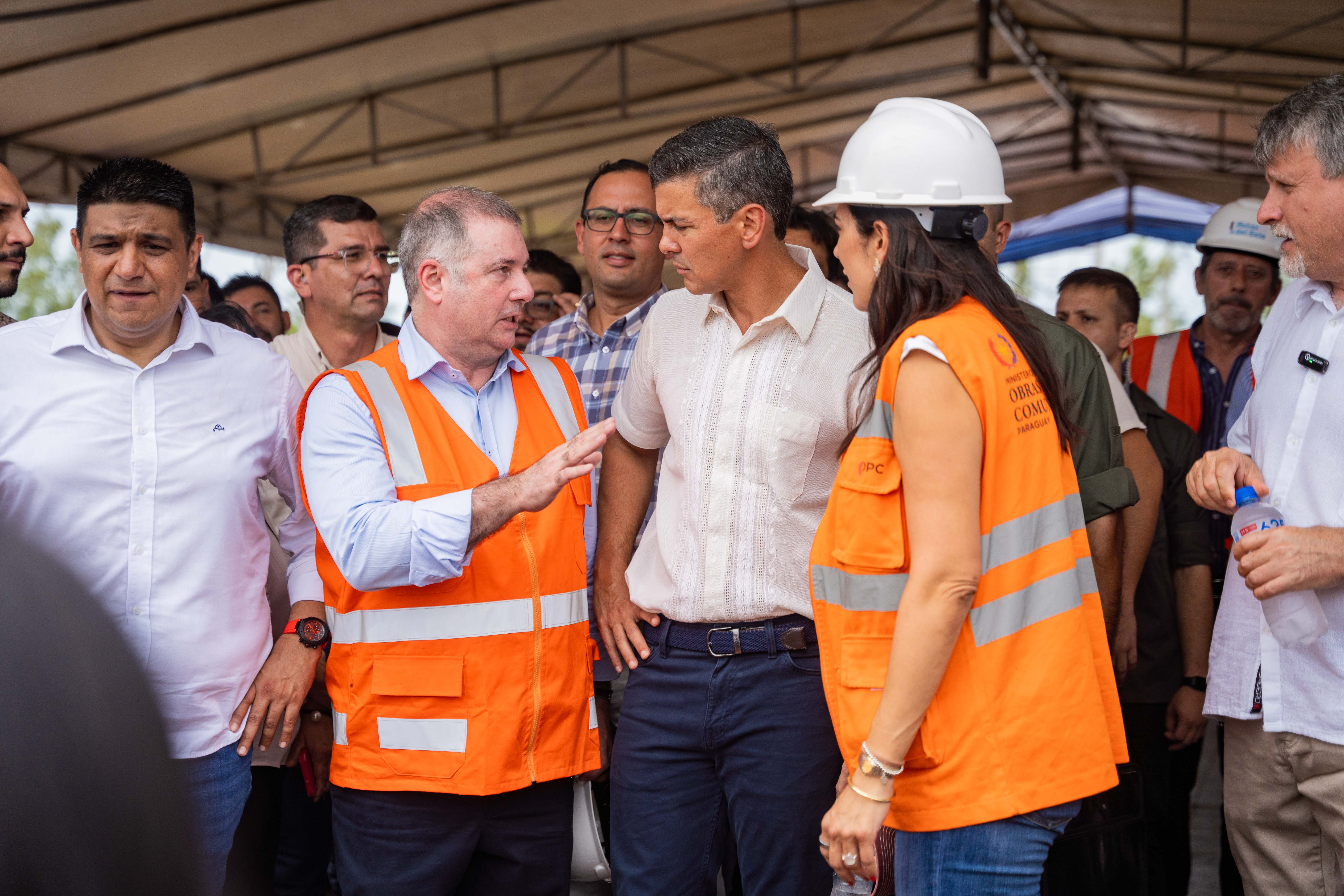 nició obra que transformará la movilidad en el Área Metropolitana de Asunción
